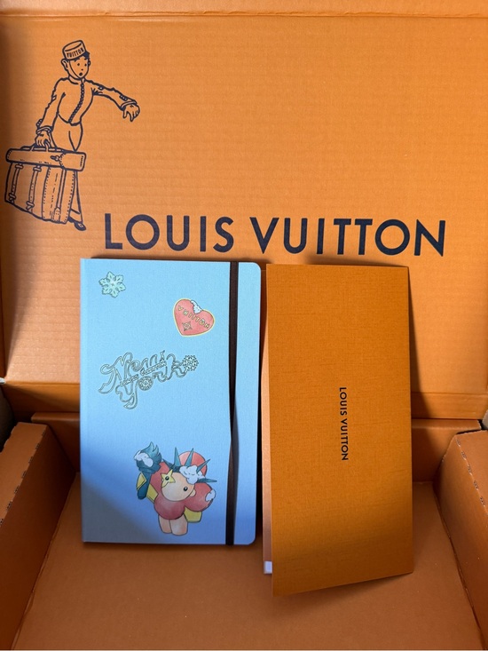 Louis Vuitton Other - New Louis Vuitton 57th Street NYC Jane Notebook MM & Stickers GI1577 Authentic